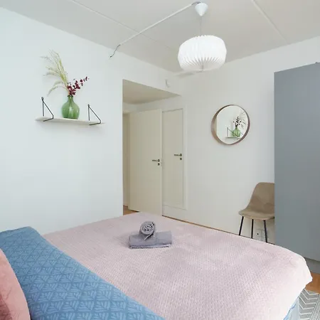 Beautiful Flat With 3 Bedrooms And 2 Baths * Copenhague