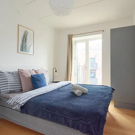 Beautiful Flat With 3 Bedrooms And 2 Baths Appartement