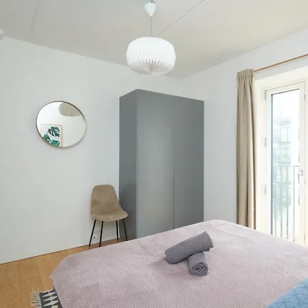 Appartement Beautiful Flat With 3 Bedrooms And 2 Baths *