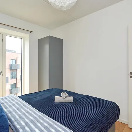 Beautiful Flat With 3 Bedrooms And 2 Baths